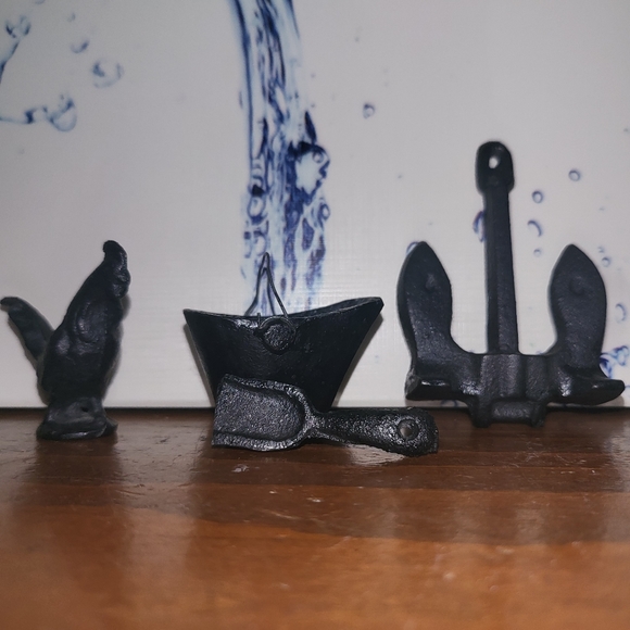 Miniature cast Iron items - Picture 5 of 5